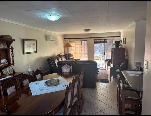 3 BEDROOM PROPERTY TO RENT IN PIERRE VAN RYNEVELD